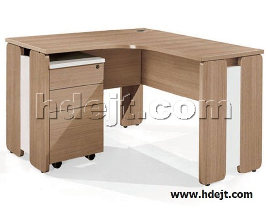 商品名称：木制办公桌